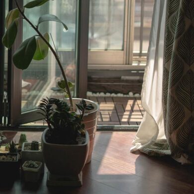 podłoga na klik na balkonie