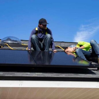 Dowiedz się, od czego zależy miejsce montażu paneli słonecznych!